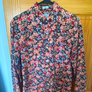 J Crew | Men’s medium | Slim fit | Floral long sleeve button down